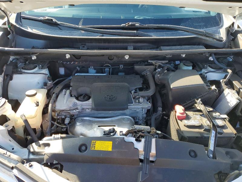 Photo 12 from auction – 2015 TOYOTA RAV4 with VIN 2T3BFREV2FW231924