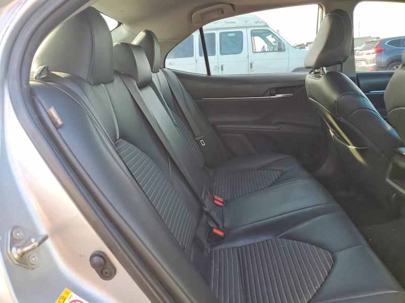Photo 10 from auction – 2019 TOYOTA CAMRY with VIN 4T1B11HK2KU223147