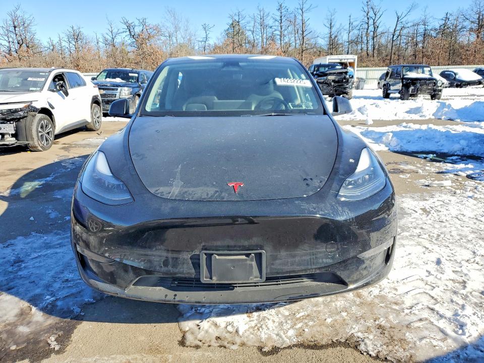 Photo 5 from auction – 2023 TESLA MODEL Y with VIN 7SAYGAEE8PF846688