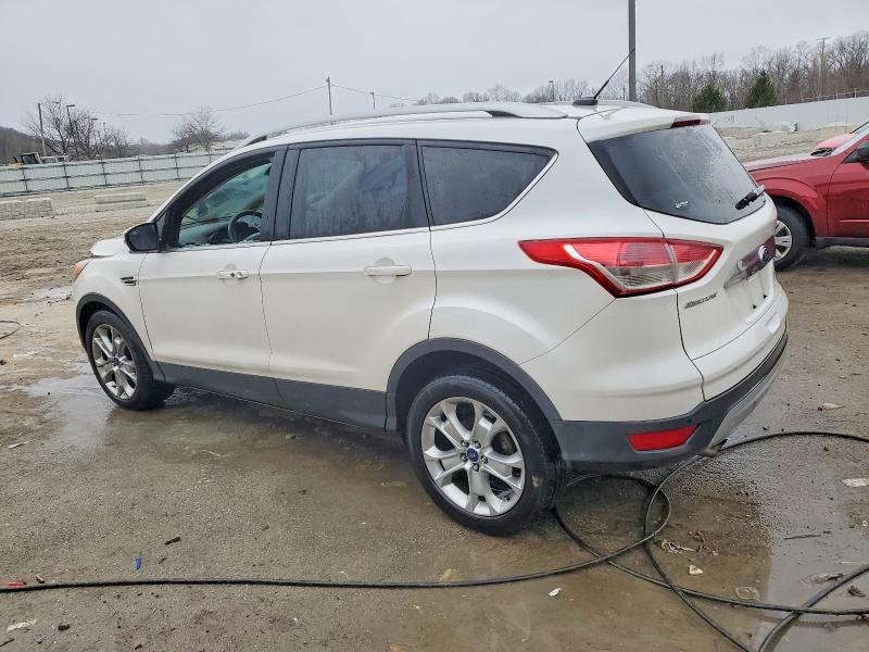 Photo 2 from auction – 2015 FORD ESCAPE with VIN 1FMCU0JXXFUA03238