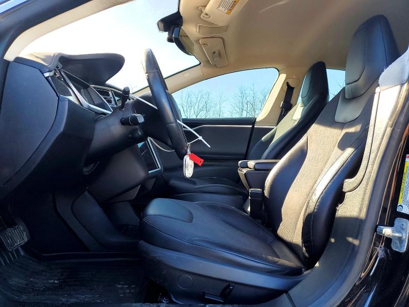 Photo 7 from auction – 2013 TESLA MODEL S with VIN 5YJSA1CG6DFP08040