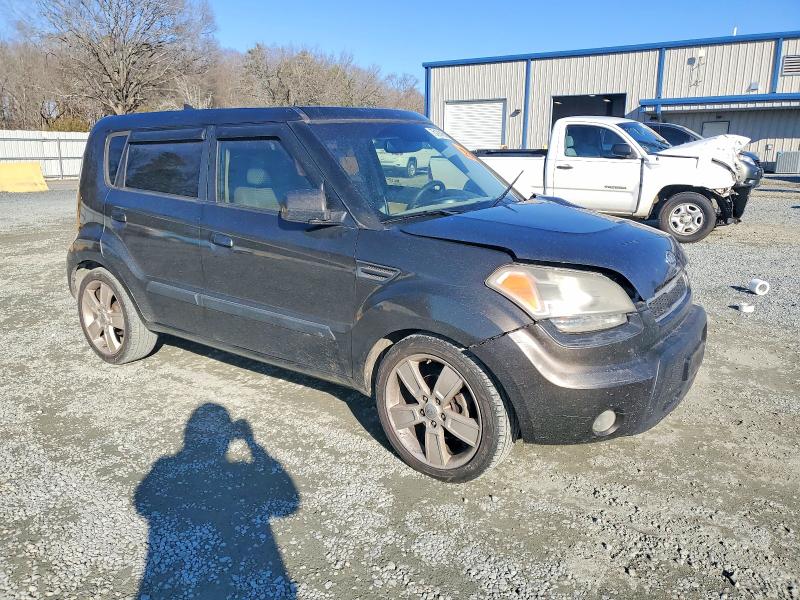 Photo 4 from auction – 2010 KIA SOUL + with VIN KNDJT2A20A7192746