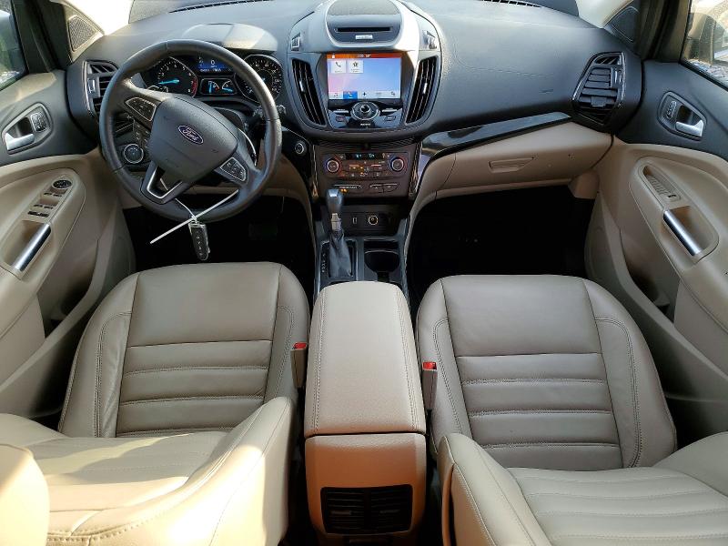 Photo 8 from auction – 2017 FORD ESCAPE with VIN 1FMCU0J94HUC13502