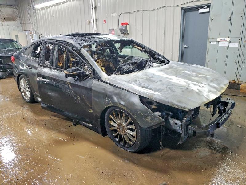 Photo 4 from auction – 2015 HYUNDAI SONATA with VIN 5NPE34AF3FH129790