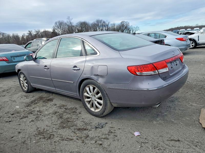 Photo 2 from auction – 2006 HYUNDAI AZERA SE with VIN KMHFC46F16A039263