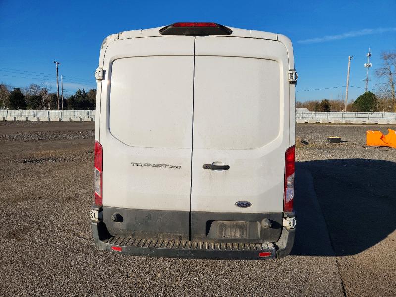 Photo 6 from auction – 2018 FORD TRANSIT with VIN 1FTYR2CMXJKA19907