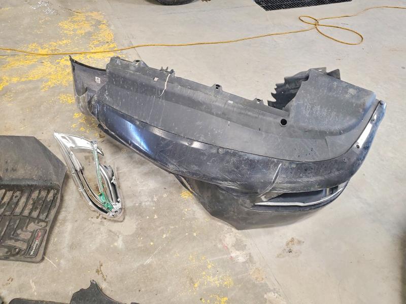 Photo 12 from auction – 2014 CHRYSLER 200 LIMITE with VIN 1C3CCBCG5EN121212