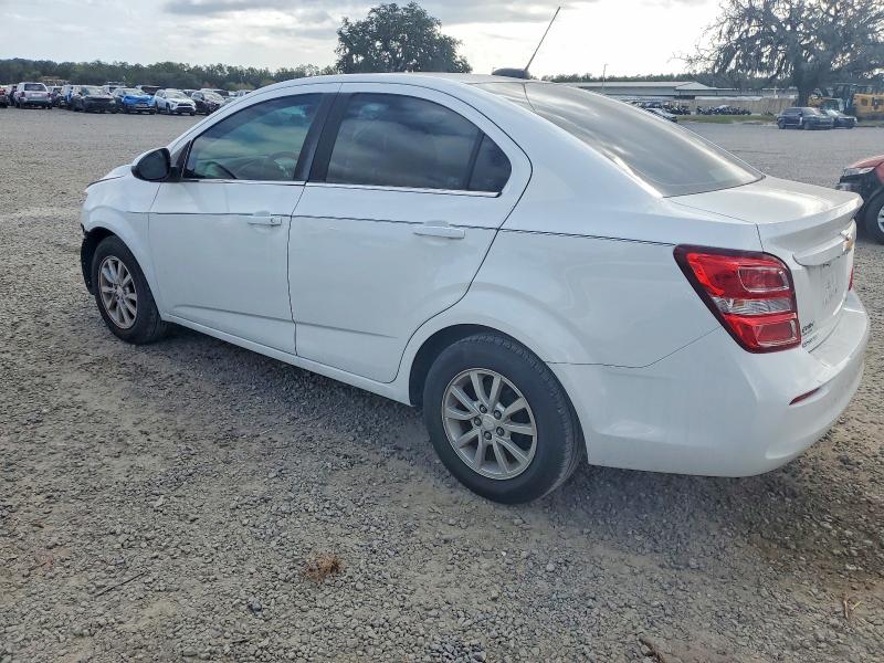 Foto 2 de la subasta – 2017 CHEVROLET SONIC con VIN 1G1JD5SH6H4133058