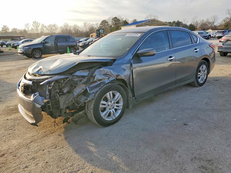 NISSAN ALTIMA 2.5 2014 with VIN 1N4AL3AP6EN256121 - Photo from auction