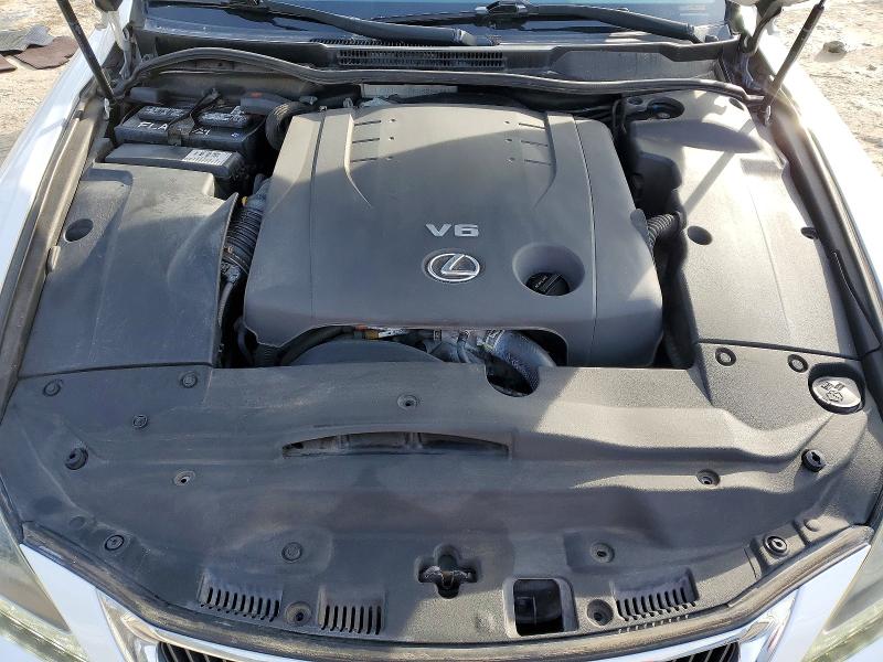 Photo 11 from auction – 2012 LEXUS IS with VIN JTHFF2C23C2524624