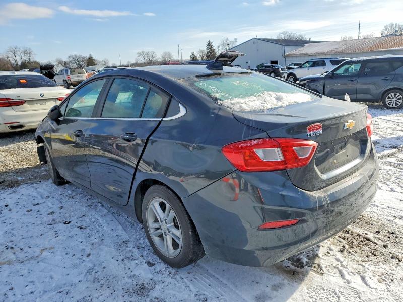 Photo 2 from auction – 2017 CHEVROLET CRUZE LT with VIN 1G1BE5SM0H7204381