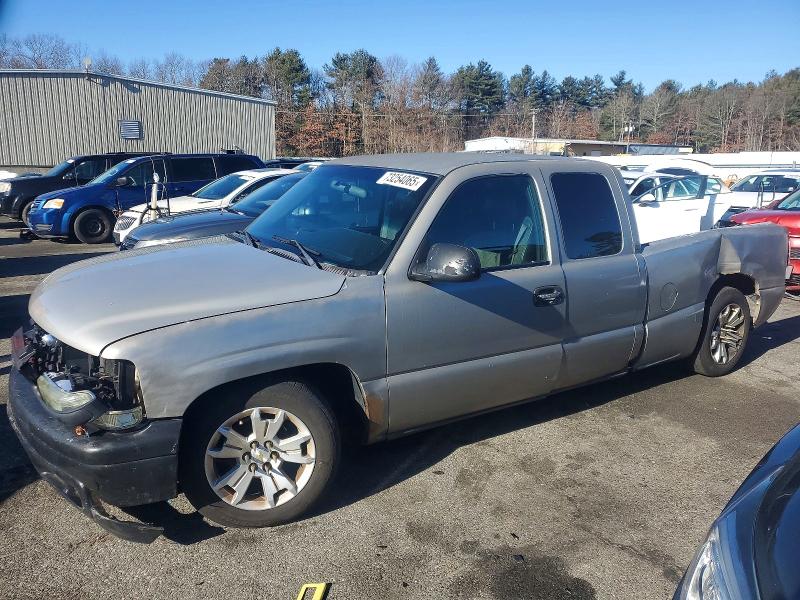 CHEVROLET SILVERADO 2001 with VIN 2GCEC19W311384680 - Photo from auction