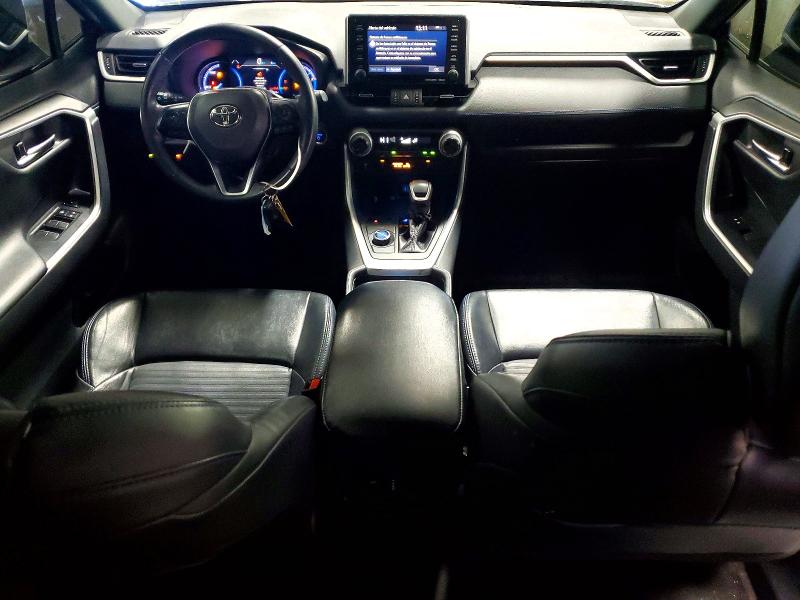 Photo 8 from auction – 2019 TOYOTA RAV4 XSE with VIN 2T3EWRFVXKW043996