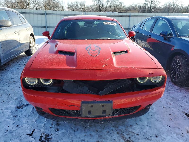 Photo 5 from auction – 2016 DODGE CHALLENGER with VIN 2C3CDZBT1GH218231