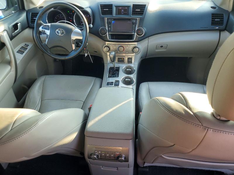 Photo 8 from auction – 2013 TOYOTA HIGHLANDER with VIN 5TDZK3EH2DS124047