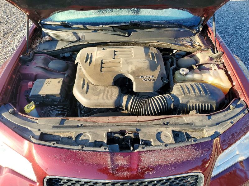 Photo 11 from auction – 2015 CHRYSLER 300 LIMITE with VIN 2C3CCAAG4FH853824