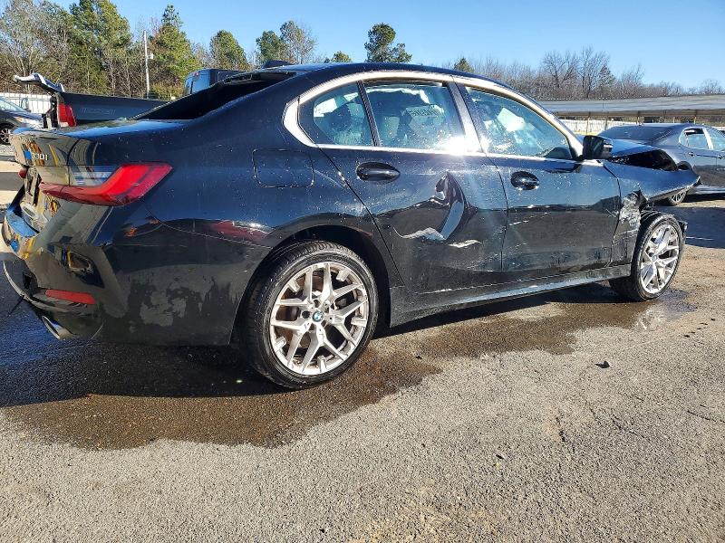 Фото 3 с аукциона – 2025 BMW 330I с VIN 3MW69CW06S8F03174