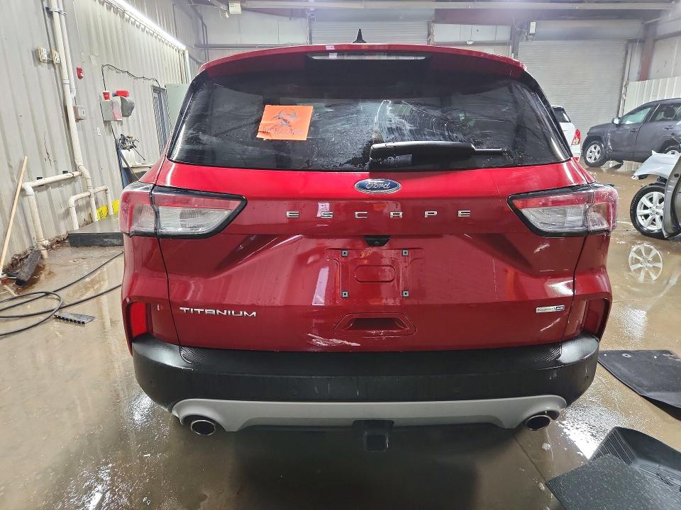 Photo 6 from auction – 2020 FORD ESCAPE with VIN 1FMCU9J97LUA70512