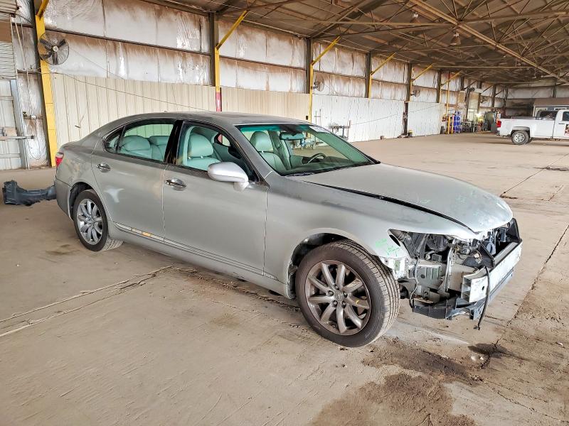 Photo 4 from auction – 2007 LEXUS LS 460L with VIN JTHGL46F075013691