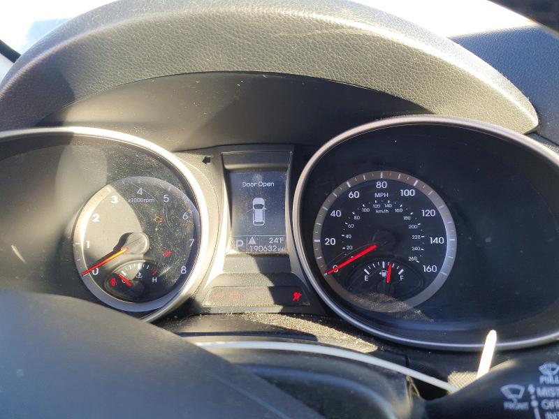 Photo 9 from auction – 2013 HYUNDAI SANTA FE G with VIN KM8SMDHF2DU001061