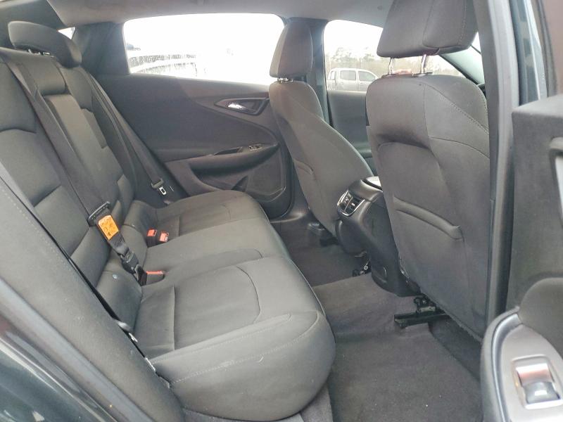 Photo 10 from auction – 2017 CHEVROLET MALIBU LT with VIN 1G1ZE5ST5HF133965