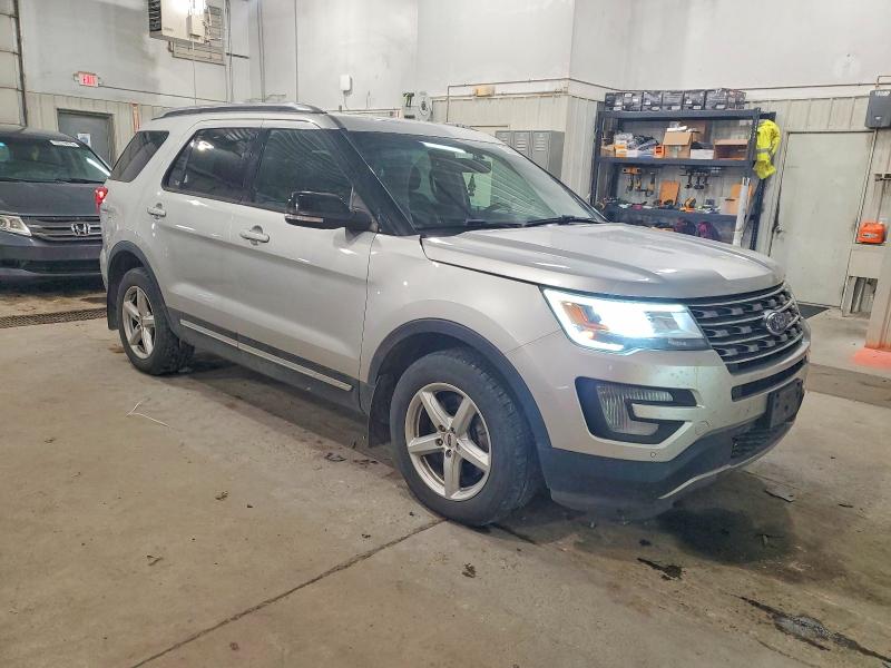 Photo 4 from auction – 2016 FORD EXPLORER with VIN 1FM5K8DH2GGC12524