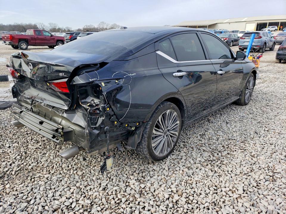 Photo 3 from auction – 2025 NISSAN ALTIMA with VIN 1N4BL4EV4SN408198