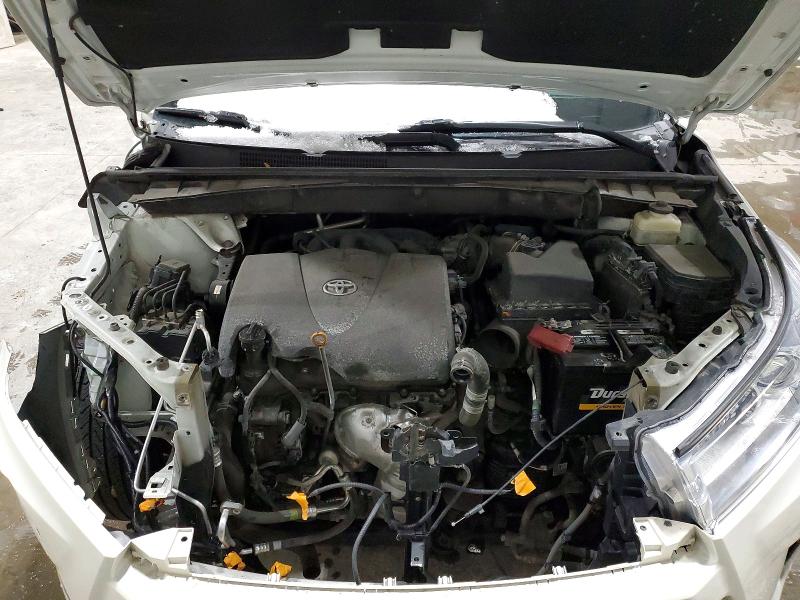 Photo 12 from auction – 2018 TOYOTA HIGHLANDER with VIN 5TDJZRFH0JS556612