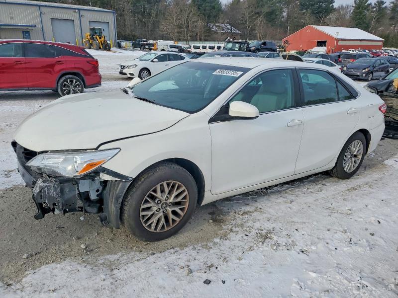 Photo 1 from auction – 2016 TOYOTA CAMRY LE with VIN 4T1BF1FK4GU260681