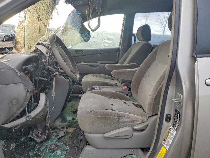 Photo 7 from auction – 2006 TOYOTA SIENNA with VIN 5TDZA23C66S475924
