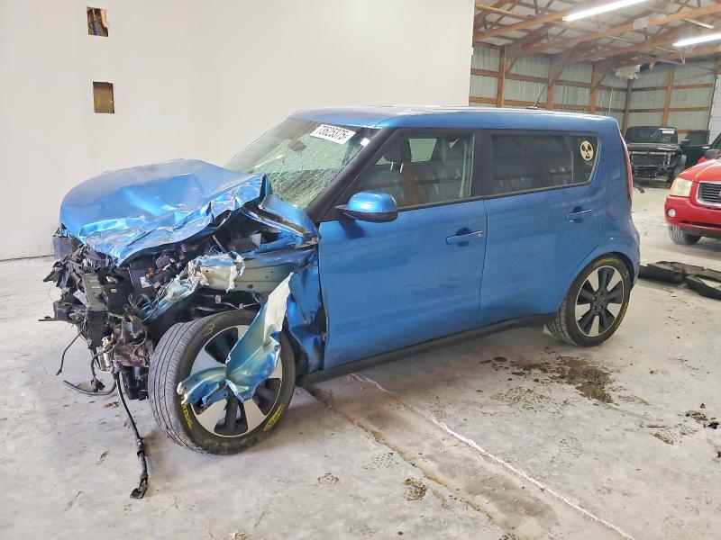 KIA SOUL + 2016 with VIN KNDJP3A54G7402794 - Photo from auction