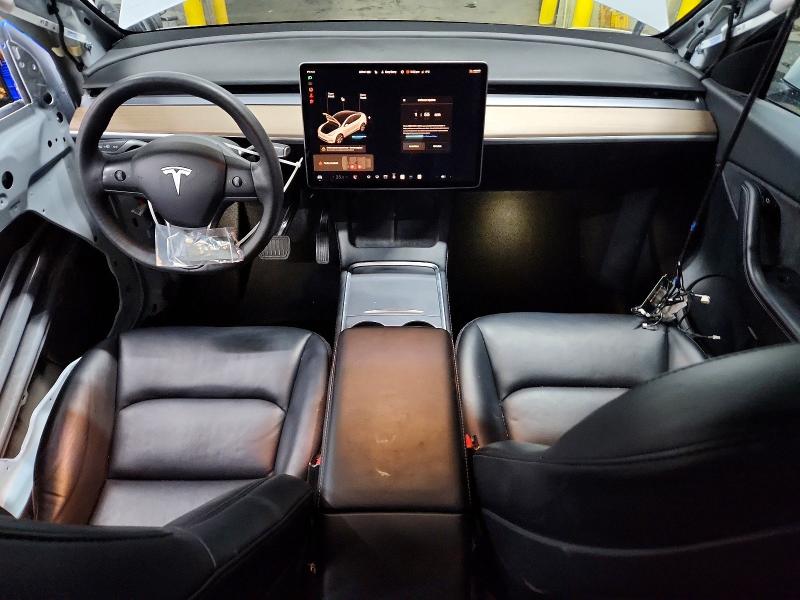 Photo 8 from auction – 2021 TESLA MODEL Y with VIN 5YJYGAEE5MF301007