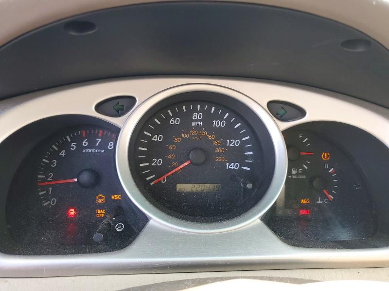 Photo 9 from auction – 2005 TOYOTA HIGHLANDER with VIN JTEDP21A050050450
