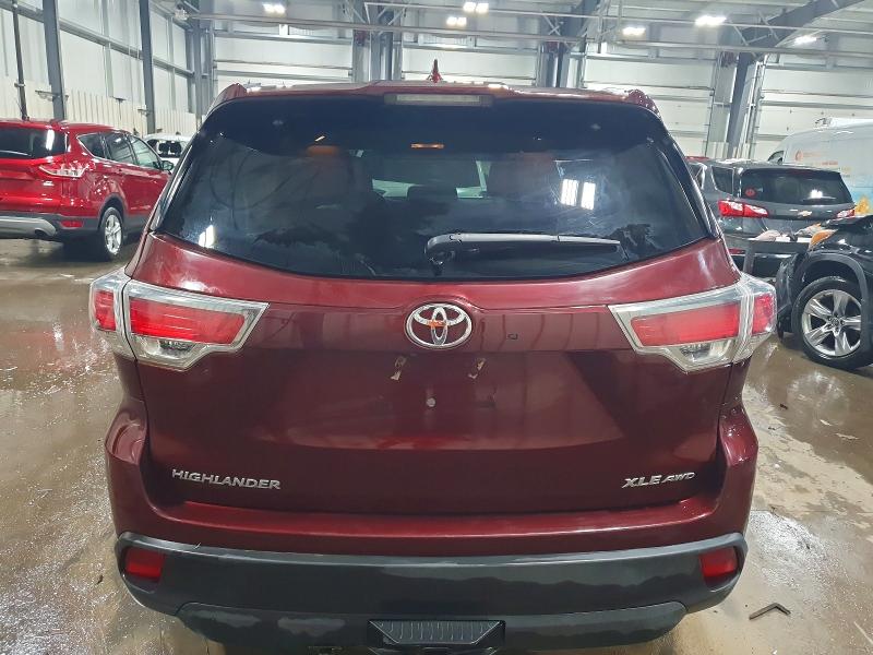 Photo 6 from auction – 2015 TOYOTA HIGHLANDER with VIN 5TDJKRFH6FS148286