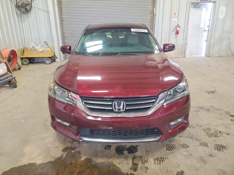 Photo 5 from auction – 2015 HONDA ACCORD with VIN 1HGCR2F8XFA085624