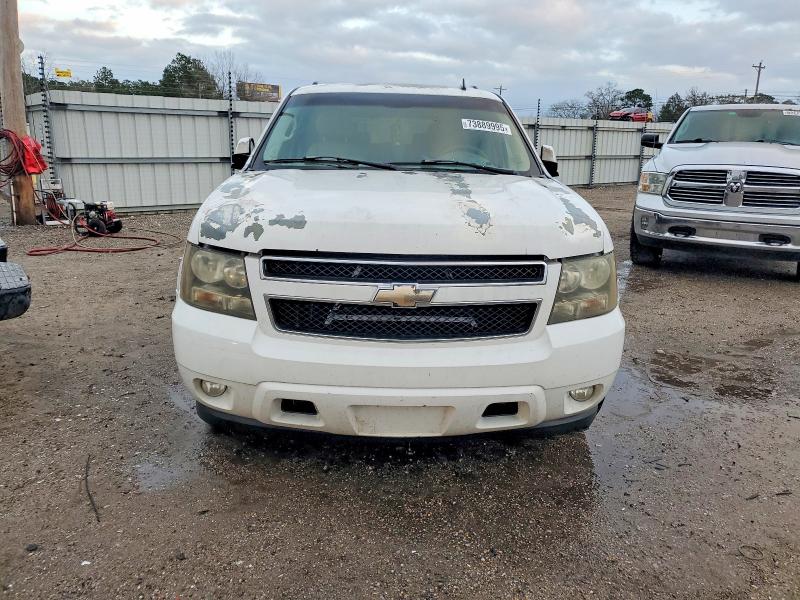 Photo 5 from auction – 2007 CHEVROLET SUBURBAN with VIN 1GNFC16J77J189331