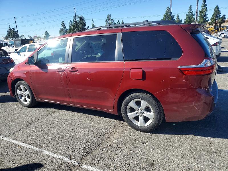Photo 2 from auction – 2015 TOYOTA SIENNA LE with VIN 5TDKK3DC8FS607696