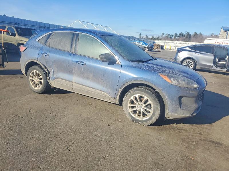 Photo 4 from auction – 2022 FORD ESCAPE SE with VIN 1FMCU9G61NUA22388