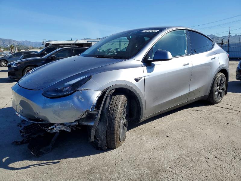 TESLA MODEL Y 2024 with VIN 7SAYGDEE8RA293302 - Photo from auction