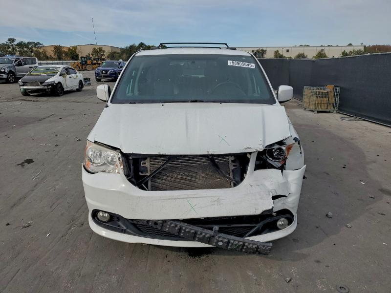 Photo 5 from auction – 2017 DODGE GRAND CARA with VIN 2C4RDGCG5HR690424