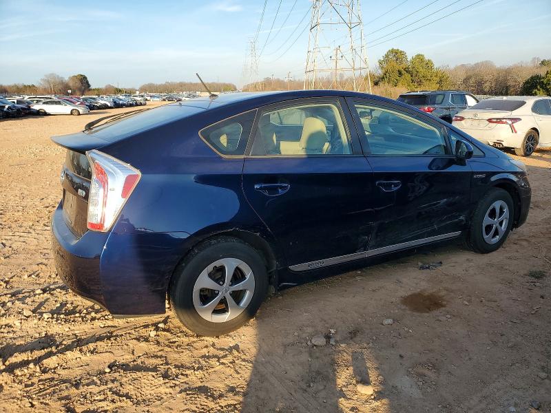Photo 3 from auction – 2013 TOYOTA PRIUS with VIN JTDKN3DU0D0349979