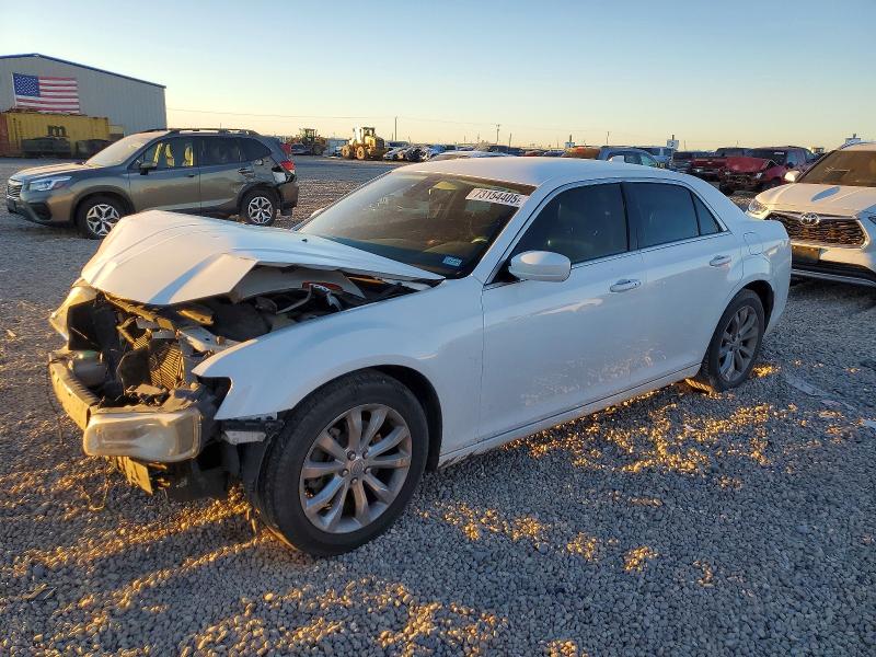 CHRYSLER 300 LIMITE 2016 with VIN 2C3CCARG2GH190906 - Photo from auction