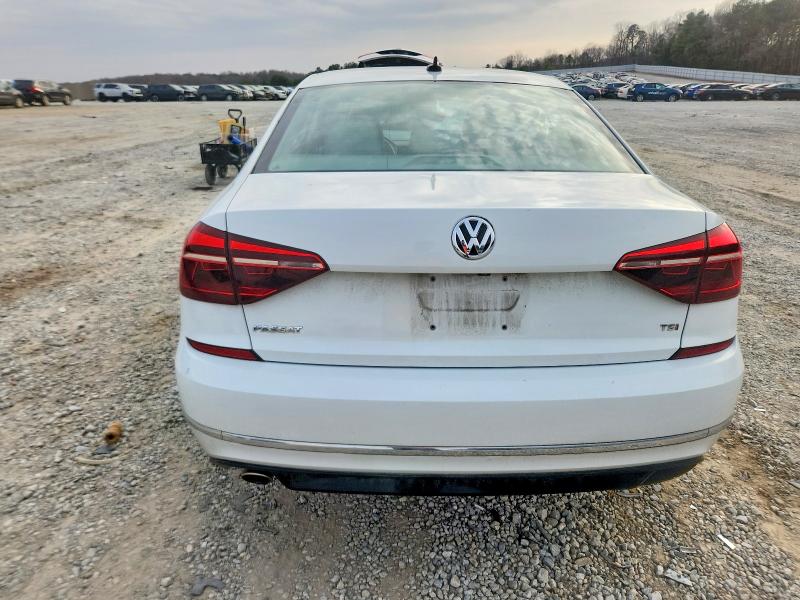 Photo 6 from auction – 2018 VOLKSWAGEN PASSAT S with VIN 1VWAA7A32JC006558