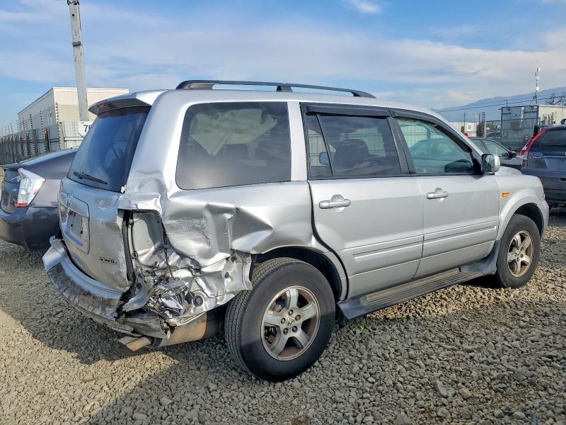 Photo 3 from auction – 2006 HONDA PILOT EX with VIN 2HKYF18466H543055