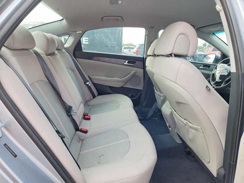 Photo 10 from auction – 2017 HYUNDAI SONATA SE with VIN 5NPE24AF6HH433282