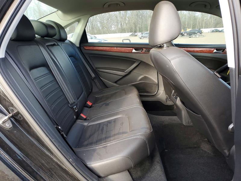 Photo 10 from auction – 2015 VOLKSWAGEN PASSAT SE with VIN 1VWBT7A38FC069623