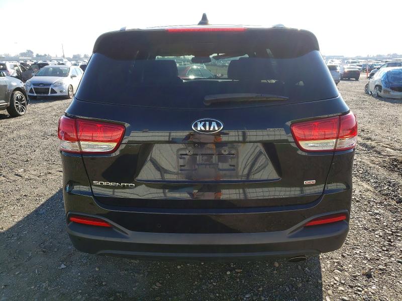 Photo 6 from auction – 2016 KIA SORENTO LX with VIN 5XYPG4A3XGG046157