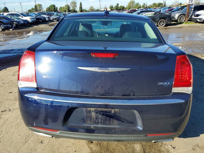 Photo 6 from auction – 2015 CHRYSLER 300 with VIN 2C3CCAAG2FH931419