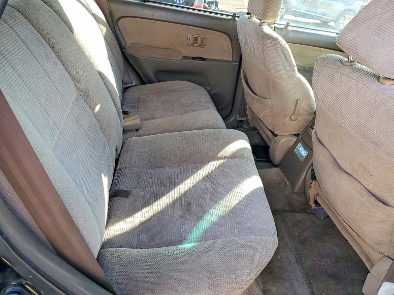 Photo 10 from auction – 2000 TOYOTA 4RUNNER SR with VIN JT3GN86RXY0177501