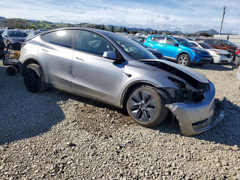 Photo 4 from auction – 2025 TESLA MODEL Y with VIN 7SAYGDED0SF227861